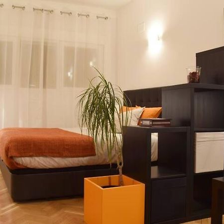 Estudio Acogedor Y Luminoso Appartamento Madrid Esterno foto